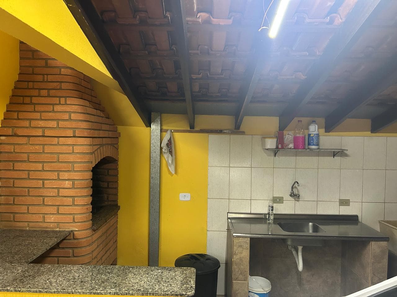 Chácara com piscina e área de lazer completa — foto 8